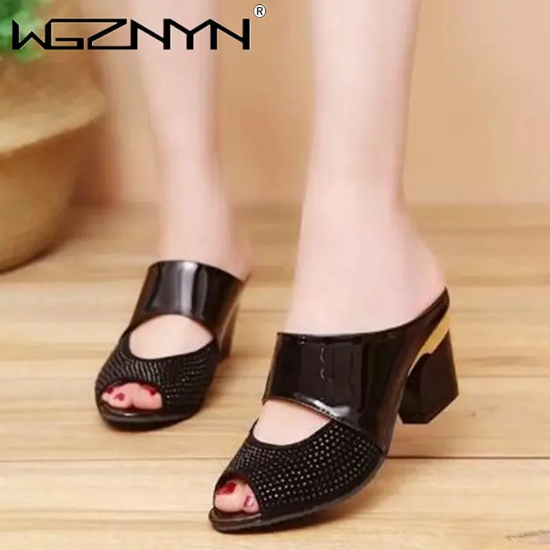 Women Fashion Rhinestone Slippers Open Toe Pu Leather Slip on Square Heel Shoes Lady Casual Summer Blue Comfort Sandals Footwear
Women Fashion Rhinestone Slippers Open Toe Pu Leather Slip on Square Heel Shoes Lady Casual Summer Blue Comfort Sandals Footwear