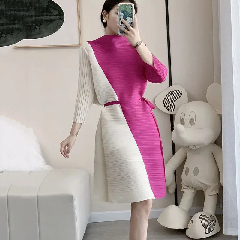 New Women's Summer Pleated Dress Patchwork Color Waist Collection Senior Sense Elegant Dresses Female Casual Pullover Dresses
New Women's Summer Pleated Dress Patchwork Color Waist Collection Senior Sense Elegant Dresses Female Casual Pullover Dresses