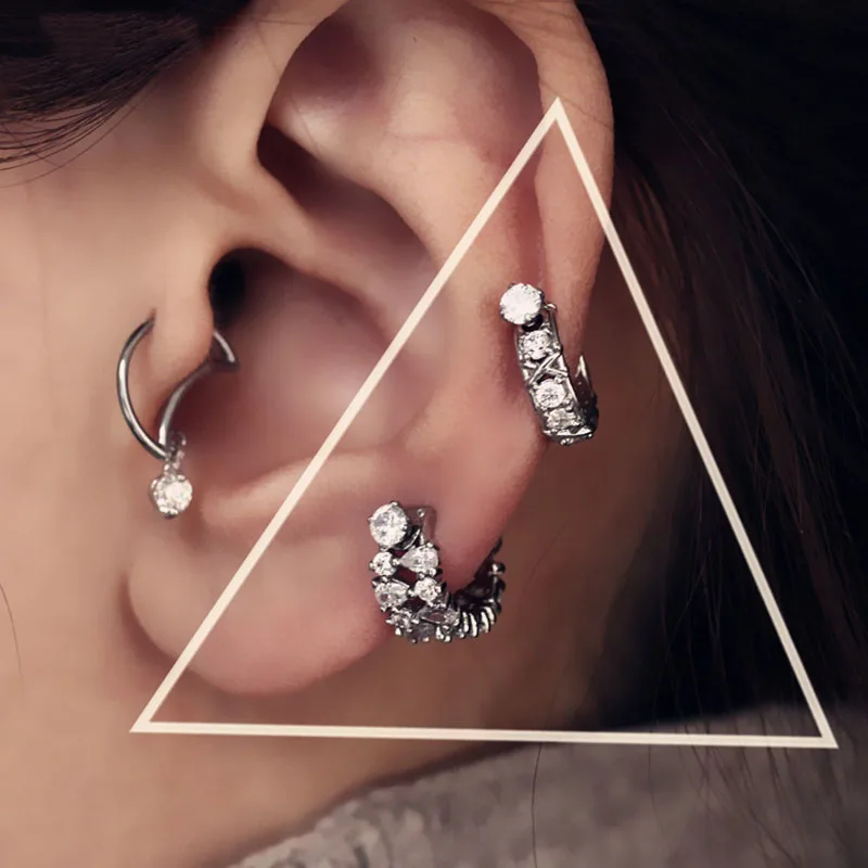 S925 Silver Exquisite Zircon Skull Hollow Hoop Personality Earring Jewelry Ladies Fashion Jewelry Trend Ins Same Earring Gift
S925 Silver Exquisite Zircon Skull Hollow Hoop Personality Earring Jewelry Ladies Fashion Jewelry Trend Ins Same Earring Gift