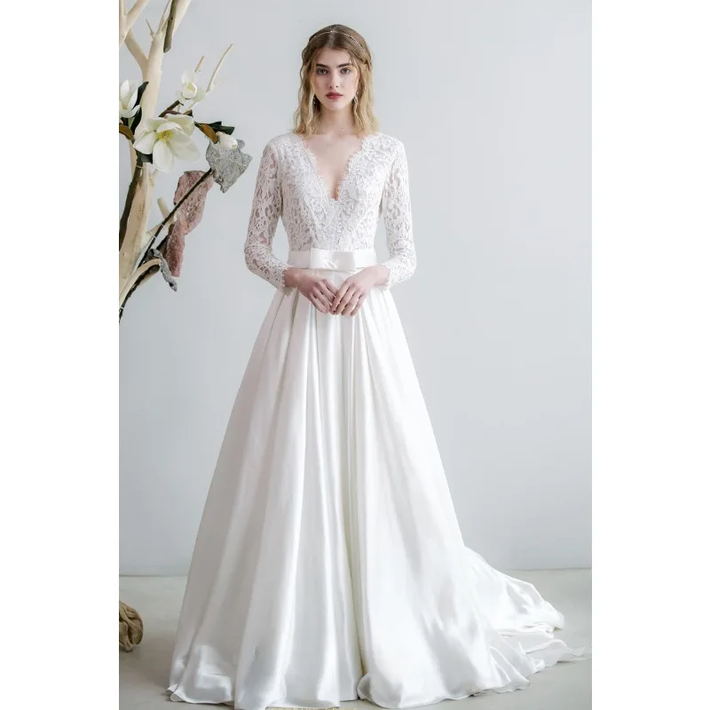 Модное кружевное свадебное платье, простые платья для взрослых, приталенная атласная юбка с длинным рукавом, для дня рождения, женское платье для торжества
Модное кружевное свадебное платье, простые платья для взрослых, приталенная атласная юбка с длинным рукавом, для дня рождения, женское платье для торжества