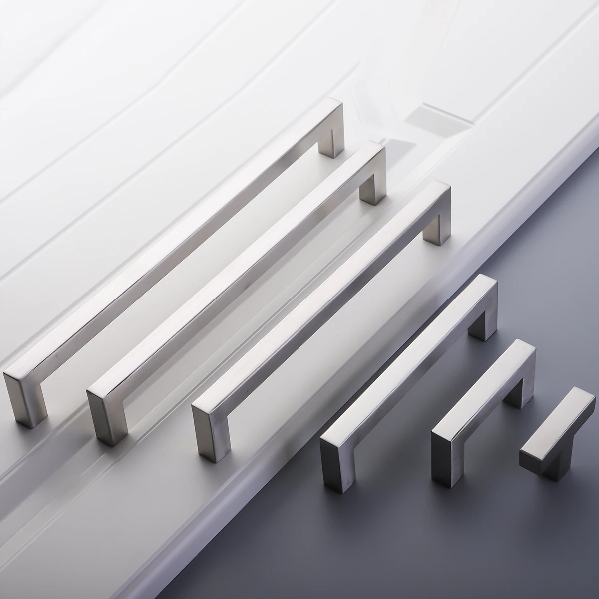 Silvery Door Handl Stainless Steel Kitchen Pull Square Kitchen Furniture Silver Kitchen Door Handl European Style cabinet handl
Silvery Door Handl Stainless Steel Kitchen Pull Square Kitchen Furniture Silver Kitchen Door Handl European Style cabinet handl