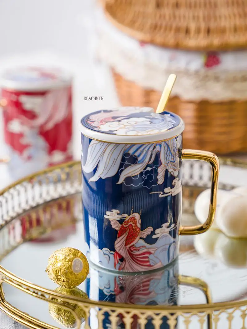 Новая керамическая кружка в китайском стиле, кофейная чашка с рисунком карпа, кухонный инструмент, рождественский подарок
Новая керамическая кружка в китайском стиле, кофейная чашка с рисунком карпа, кухонный инструмент, рождественский подарок