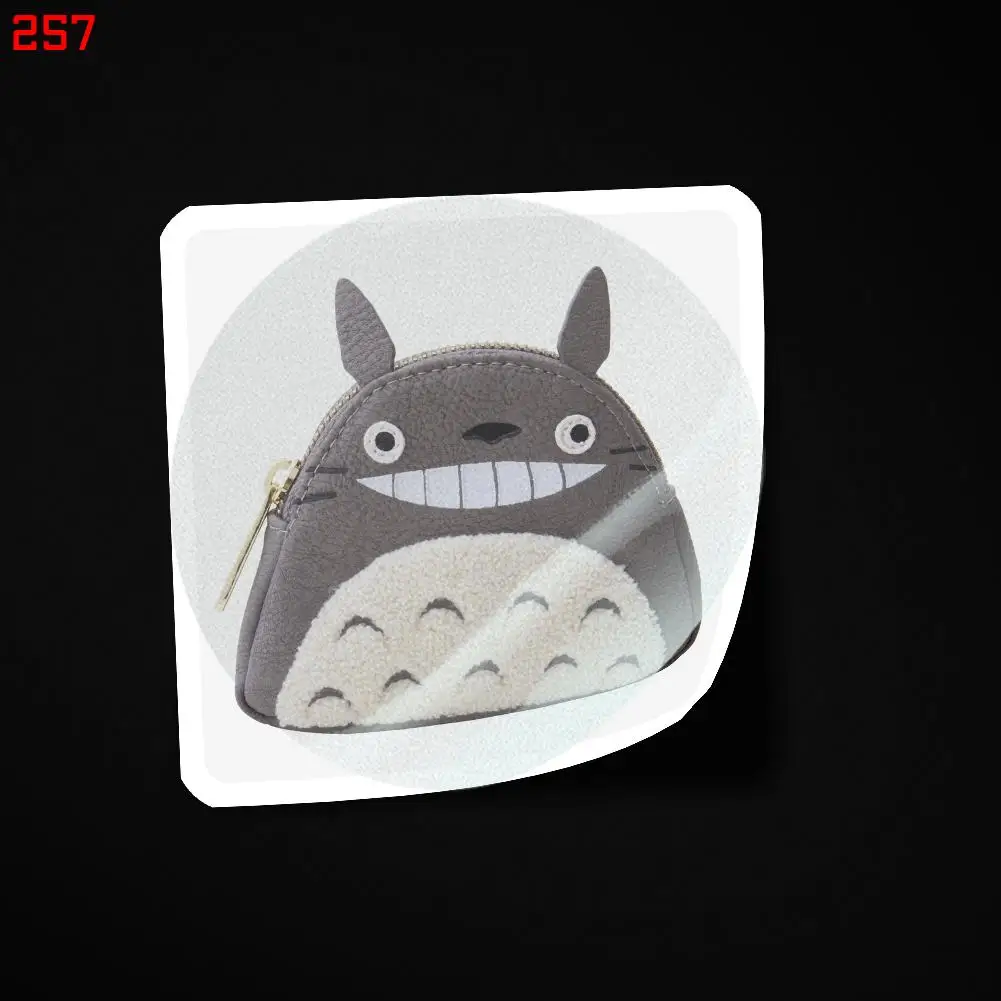 Наклейка TOTORO 00257 для ноутбука, декор для спальни, автомобиля, милый мультяшный модный чемодан для общественных мест
Наклейка TOTORO 00257 для ноутбука, декор для спальни, автомобиля, милый мультяшный модный чемодан для общественных мест