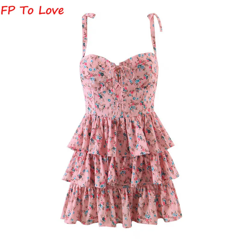 French 2022 Summer Sexy Chiffon Ladies Print Sexy Sling Cake Bodysuit Prom Dress Layered Ruffle Tie High Waist Chic Mini Dress
French 2022 Summer Sexy Chiffon Ladies Print Sexy Sling Cake Bodysuit Prom Dress Layered Ruffle Tie High Waist Chic Mini Dress