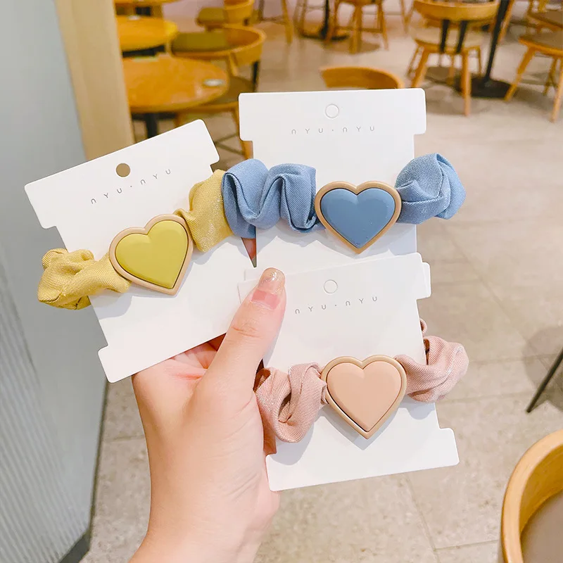 Korean Style Girl Heart Satin Large Intestine Hair Ring Sweet Rubber Band Headdress Hair Ties for Women Fashion Hair Accessories 
Korean Style Girl Heart Satin Large Intestine Hair Ring Sweet Rubber Band Headdress Hair Ties for Women Fashion Hair Accessories