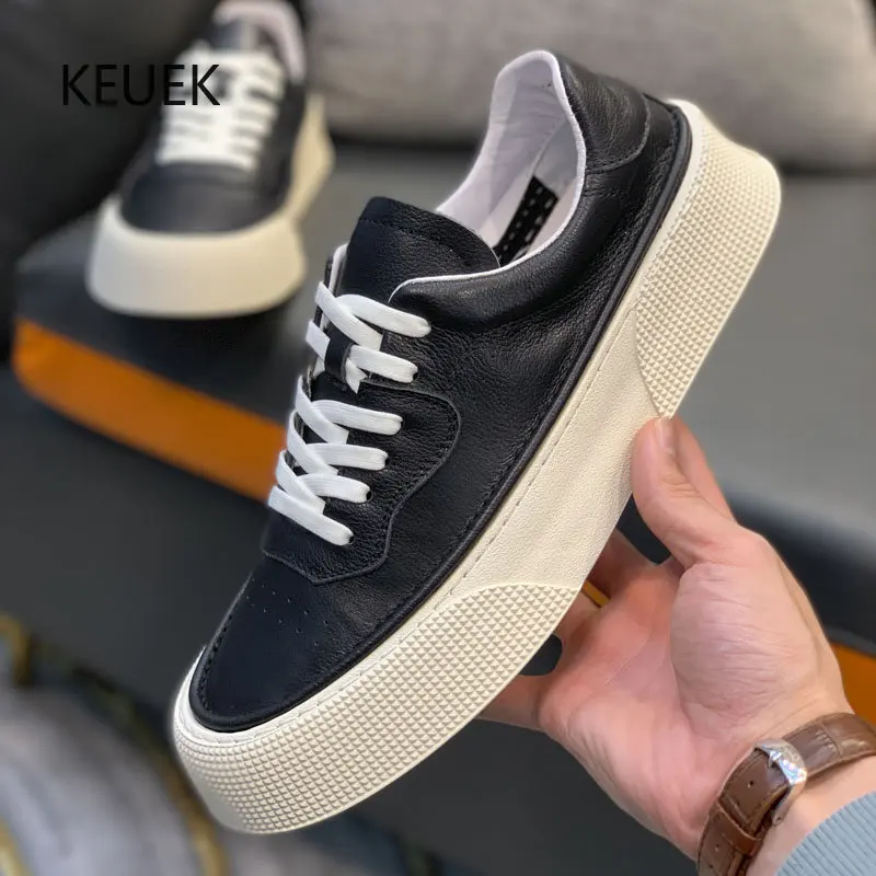 New Design Men Shoes Genuine Leather Thick Bottom Casual Fashion Luxury Sneakers Male Flats Breathable Sport Moccasins 5C
New Design Men Shoes Genuine Leather Thick Bottom Casual Fashion Luxury Sneakers Male Flats Breathable Sport Moccasins 5C