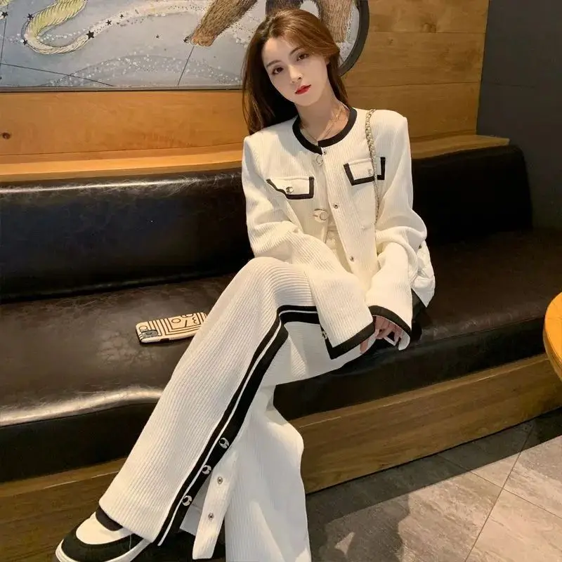 2023 Women's Spring Autumn New Fashion Pants Suits Female Short O-neck Jackets Ladies Split Wide Leg Pants Two Piece Sets O274
2023 Women's Spring Autumn New Fashion Pants Suits Female Short O-neck Jackets Ladies Split Wide Leg Pants Two Piece Sets O274
