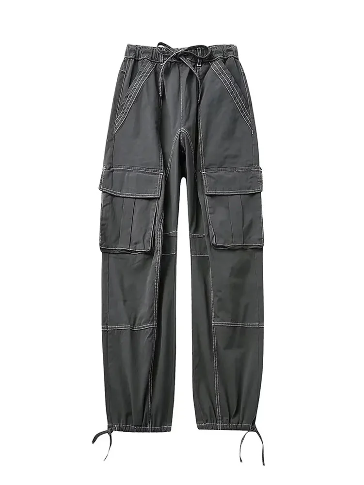 Брюки-карго женские прямые с завышенной талией и карманами с клапаном
Брюки-карго женские прямые с завышенной талией и карманами с клапаном