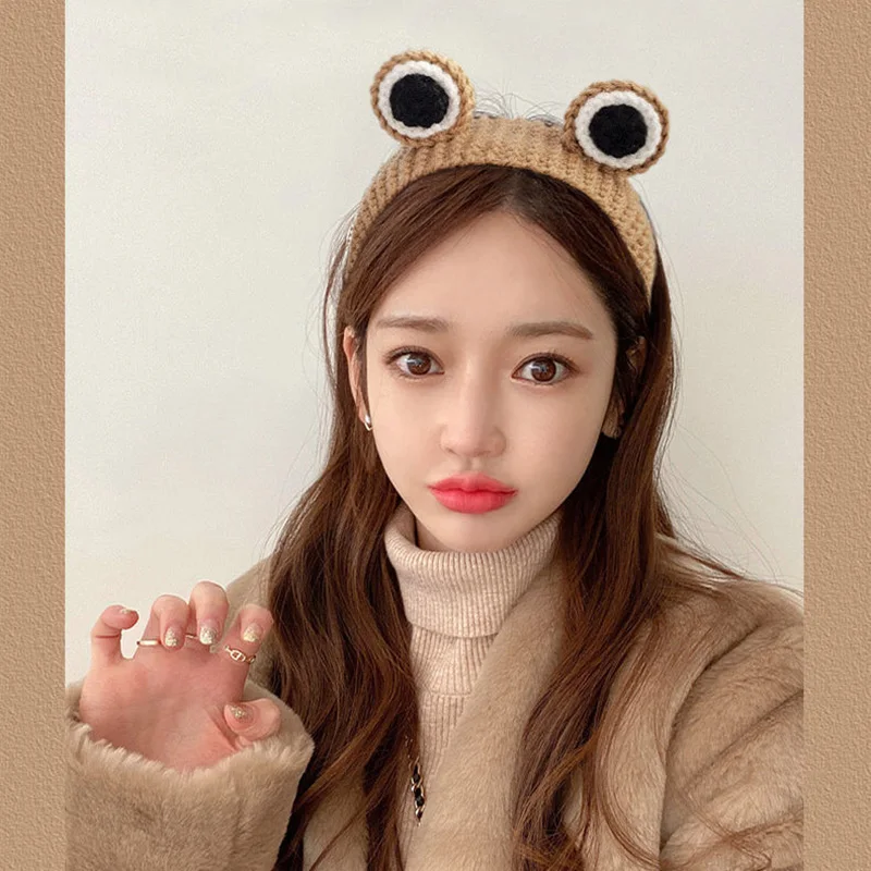 Hand Knitted Big Eyes Frog Headband Korean Fashion Autumn Winter Women Face Washing Cute Cartoon Scrunchies 2023 New Headdress
Hand Knitted Big Eyes Frog Headband Korean Fashion Autumn Winter Women Face Washing Cute Cartoon Scrunchies 2023 New Headdress
