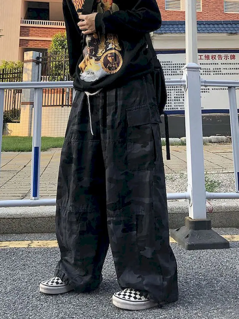 Punk Baggy Black Cargo Pants Men Korean Streetwear Autumn Vintage Oversized Camouflage Pants Wide Leg Trousers for Female TRIP
Punk Baggy Black Cargo Pants Men Korean Streetwear Autumn Vintage Oversized Camouflage Pants Wide Leg Trousers for Female TRIP