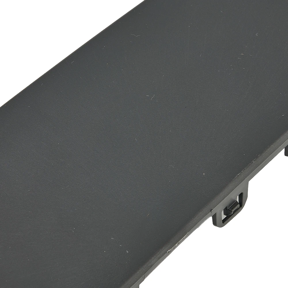 Durable High Quality Tow Hitch Cover Rear Bumper Exterior Parts High Reliability Plastic Black Bumper Tow Hitch Cover
Durable High Quality Tow Hitch Cover Rear Bumper Exterior Parts High Reliability Plastic Black Bumper Tow Hitch Cover