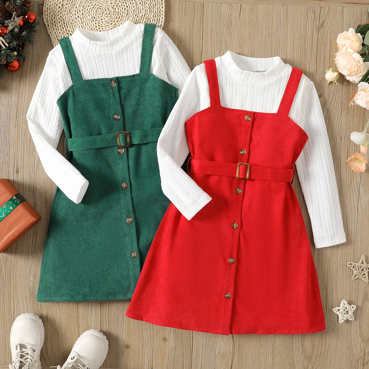 

PatPat 2pcs Kid Girl Christmas Mock Neck Textured White Tee and Button Design Belted Corduroy Overall Dress Set