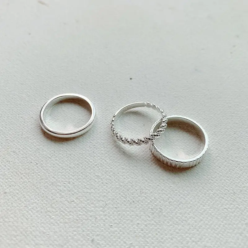 Authentic S925 Sterling Silver Minimalist Trendy Jewelry Rings For Women Luxury Wedding Vintage Korean Fashion 2022 New Trend
Authentic S925 Sterling Silver Minimalist Trendy Jewelry Rings For Women Luxury Wedding Vintage Korean Fashion 2022 New Trend