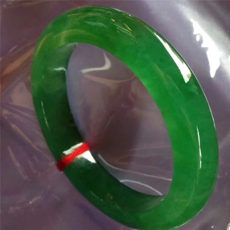 2021 Jewelry Natural Myanmar Jade A Grade Green 54mm-62mm Bracelet Elegant Princess Bracelet Best Gift 
2021 Jewelry Natural Myanmar Jade A Grade Green 54mm-62mm Bracelet Elegant Princess Bracelet Best Gift