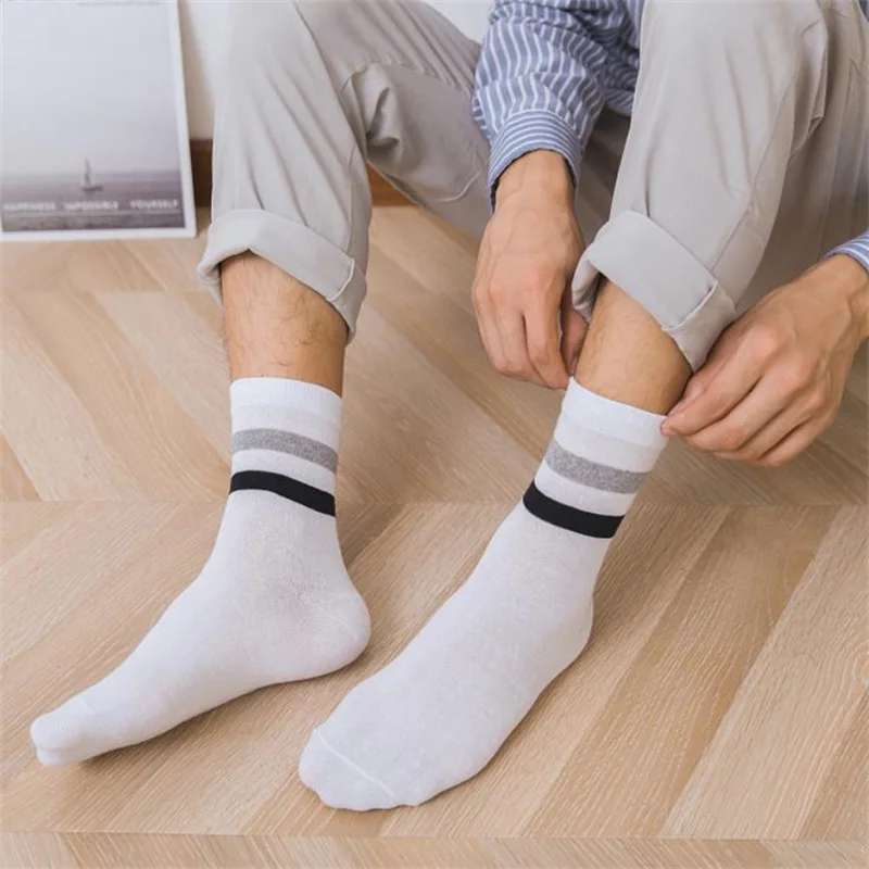 1-3 Pairs Men Soft Breathable Comfortable Summer Winter Male Socks 2021 Hot Sale Sweat Absorbent Stripe Middle Tube Fashion Sock
1-3 Pairs Men Soft Breathable Comfortable Summer Winter Male Socks 2021 Hot Sale Sweat Absorbent Stripe Middle Tube Fashion Sock