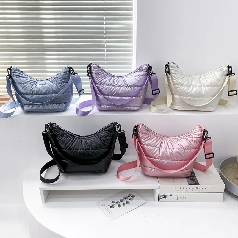 Luxury Space Cotton Shoulder Bags For Women 2022 Winter Crossbody Down Bag Designer Handbag Wide Shoulder Strap Messenger Pack
Luxury Space Cotton Shoulder Bags For Women 2022 Winter Crossbody Down Bag Designer Handbag Wide Shoulder Strap Messenger Pack