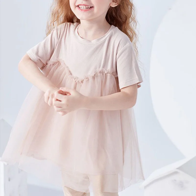 Korean Children's Clothing 2023 Summer Round Neck Solid Color Pit Strip Patchwork Net Yarn Short Sleeve Girls Casual Dresses
Korean Children's Clothing 2023 Summer Round Neck Solid Color Pit Strip Patchwork Net Yarn Short Sleeve Girls Casual Dresses