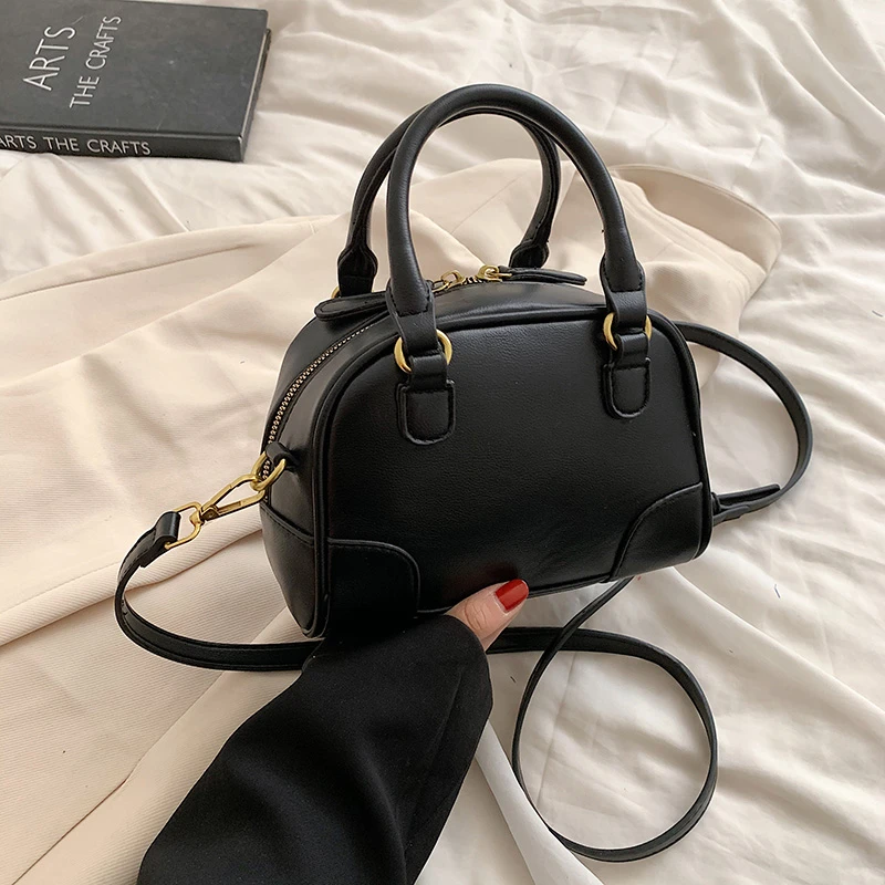 2022 Solid Color Handbags for Women Large Capacity Designer Brand PU Leather Women's Shoulder Messenger Tote Bag Bolso Mujer
2022 Solid Color Handbags for Women Large Capacity Designer Brand PU Leather Women's Shoulder Messenger Tote Bag Bolso Mujer