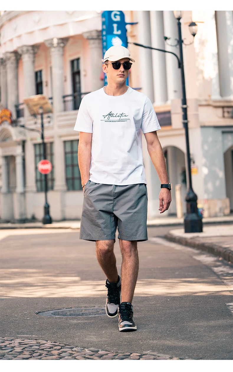 8045 2022 Summer heavy cotton simple letter printing half-sleeved men's short-sleeved T-shirt
8045 2022 Summer heavy cotton simple letter printing half-sleeved men's short-sleeved T-shirt