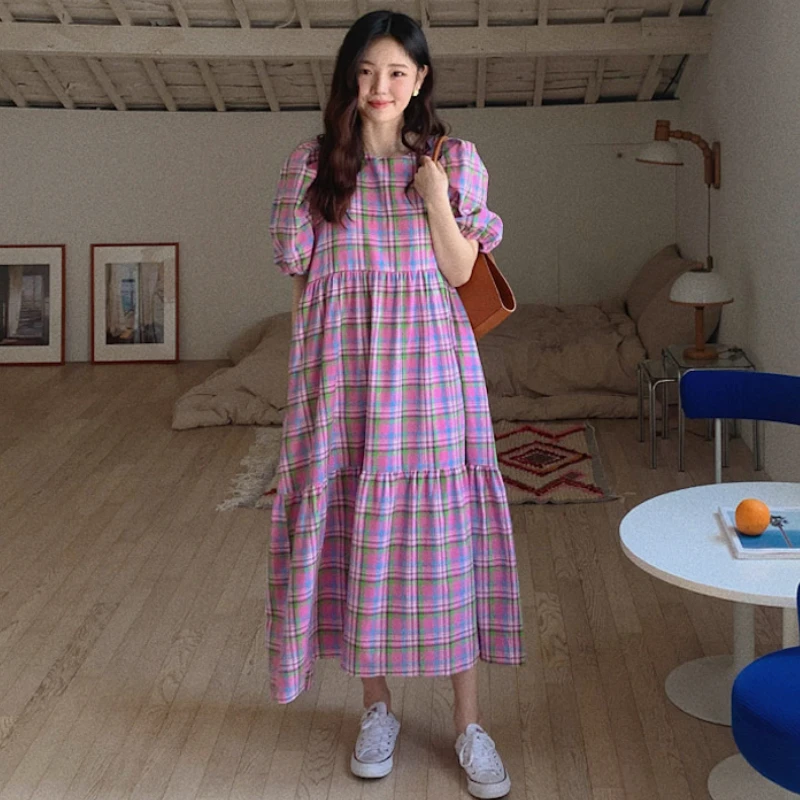 Women Summer Chic Loose Long Plaid Dress with Belt 2022 New Female Vintage Puff Sleeve Square Collar Midi Dresses French Style
Women Summer Chic Loose Long Plaid Dress with Belt 2022 New Female Vintage Puff Sleeve Square Collar Midi Dresses French Style