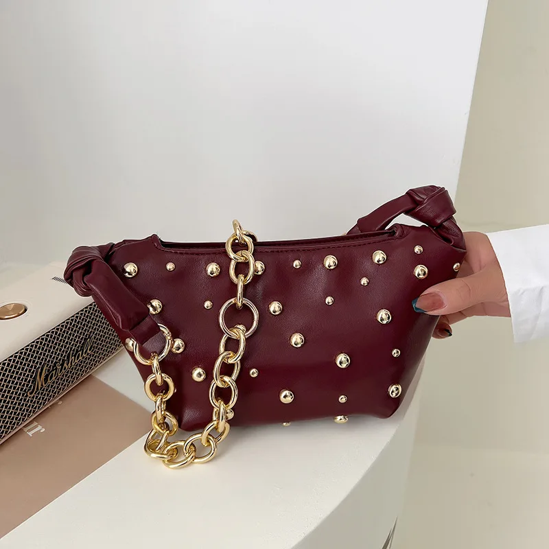 Brands Rivet Bucket Bag Designer Quilted Women Handbags Luxury Pu Leather Shoulder Crossbody Bags High Qulity Tote Purses 2022
Brands Rivet Bucket Bag Designer Quilted Women Handbags Luxury Pu Leather Shoulder Crossbody Bags High Qulity Tote Purses 2022