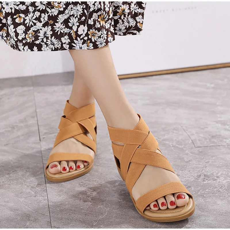 Women Weave Sandals Flat Rome Casual 2022 New Fashion Back Zipper Cross Straps Light And Comforable Females Shoes Big Size 41 42
Women Weave Sandals Flat Rome Casual 2022 New Fashion Back Zipper Cross Straps Light And Comforable Females Shoes Big Size 41 42