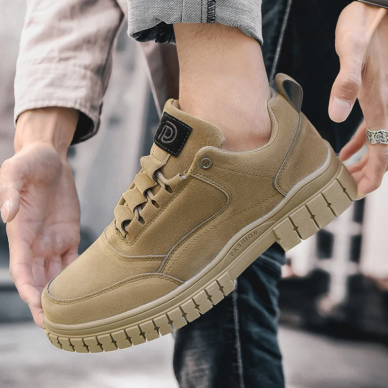 Outdoor Comfortable Non-slip Wear-resistant Shoes 2022 Spring New Men Casual Shoes Retro Four Seasons Trend Men's Short Boots 44
Outdoor Comfortable Non-slip Wear-resistant Shoes 2022 Spring New Men Casual Shoes Retro Four Seasons Trend Men's Short Boots 44