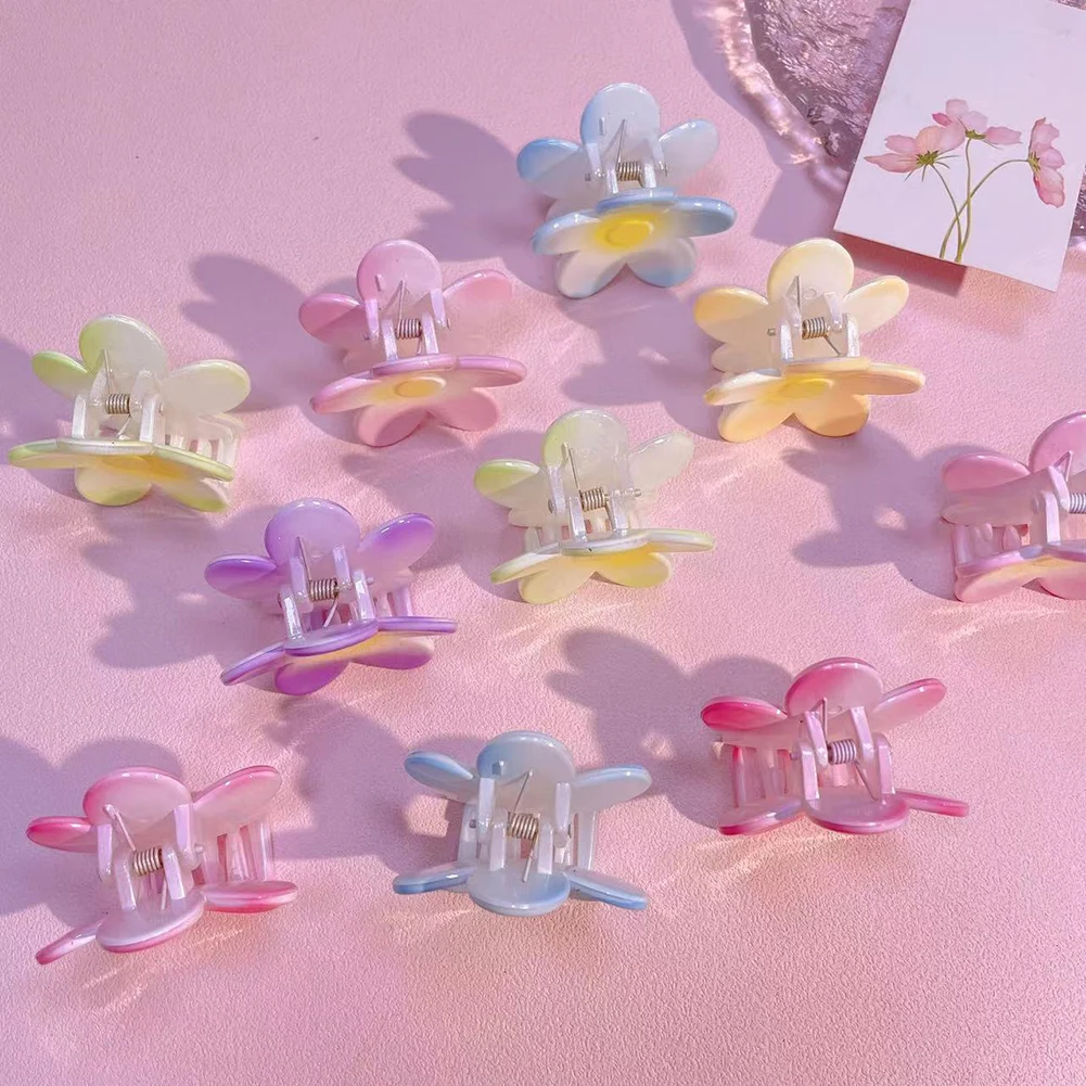 Пластиковые заколки для волос с большими цветами, карамельные цвета
Пластиковые заколки для волос с большими цветами, карамельные цвета