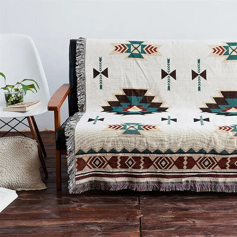 European Sofa Blanket Tribal Ethnic Style Carpet Warm Cotton Soft Tapestry Tassels Rug for Camping Picnic 150*210cm
European Sofa Blanket Tribal Ethnic Style Carpet Warm Cotton Soft Tapestry Tassels Rug for Camping Picnic 150*210cm