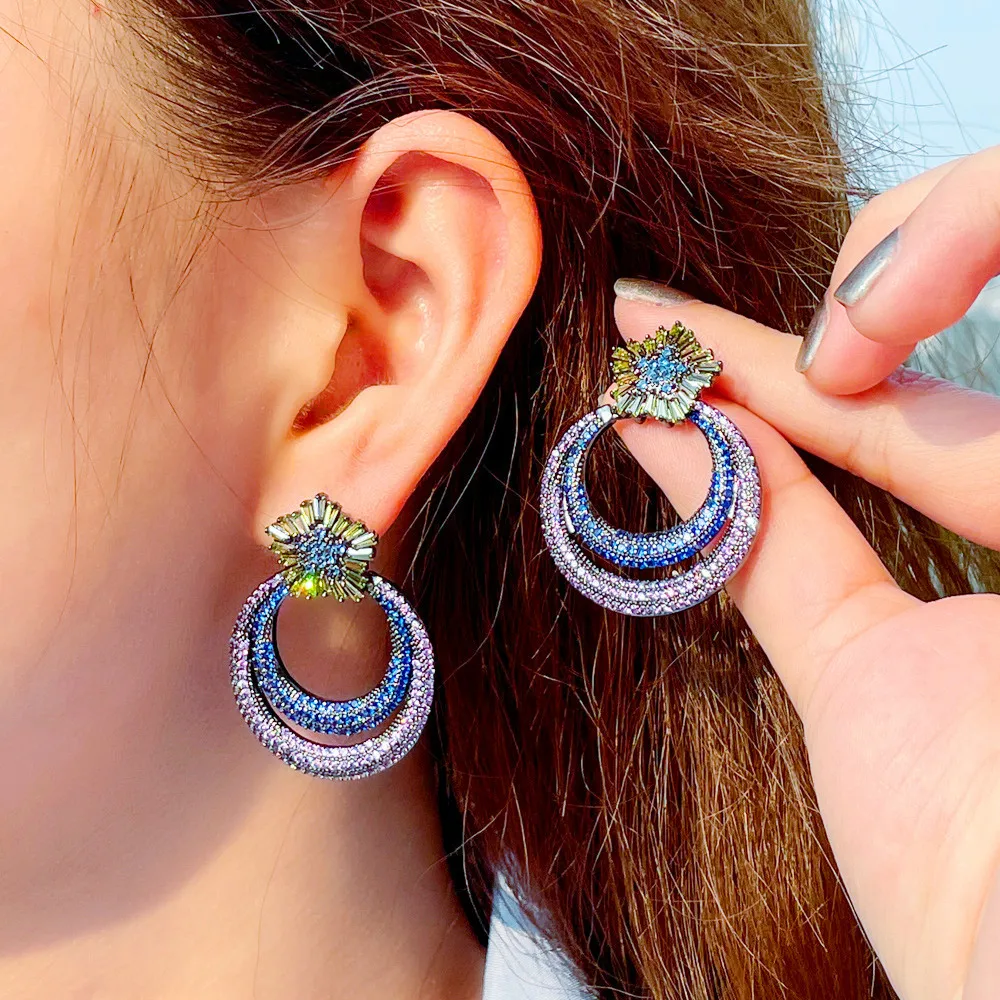 Серьги женские круглые с фианитом, роскошные большие ювелирные украшения с вставками из микрофианита светло-голубого цвета, хороший подаро...
Серьги женские круглые с фианитом, роскошные большие ювелирные украшения с вставками из микрофианита светло-голубого цвета, хороший подаро...