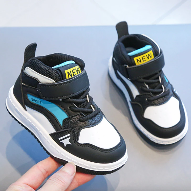 Kids Sports Shoes Fashion High-top Children Sneakers for Boy Girl 2023 New Walking Shoes Casual Outdoor Lightweight Tennis Shoes
Kids Sports Shoes Fashion High-top Children Sneakers for Boy Girl 2023 New Walking Shoes Casual Outdoor Lightweight Tennis Shoes