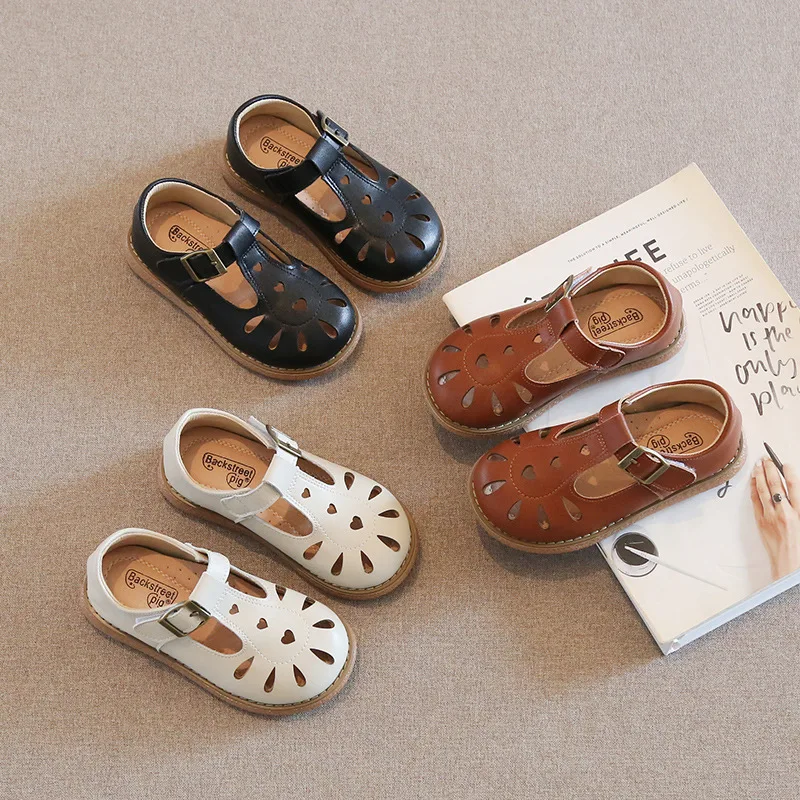 Children's Sandals 2023 Summer New Soft Bottom Non-slip Baotou Baby Shoes Fashion British Style Little Girl Shoes
Children's Sandals 2023 Summer New Soft Bottom Non-slip Baotou Baby Shoes Fashion British Style Little Girl Shoes