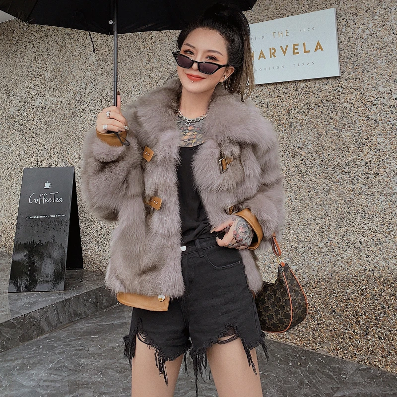 RosEvans Ins New Patcchwork Sheepskin Real Fox Fur Coat Women Bat Sleeved Parka Warm Natural Fur Jacket Laides Autumn Winter
RosEvans Ins New Patcchwork Sheepskin Real Fox Fur Coat Women Bat Sleeved Parka Warm Natural Fur Jacket Laides Autumn Winter