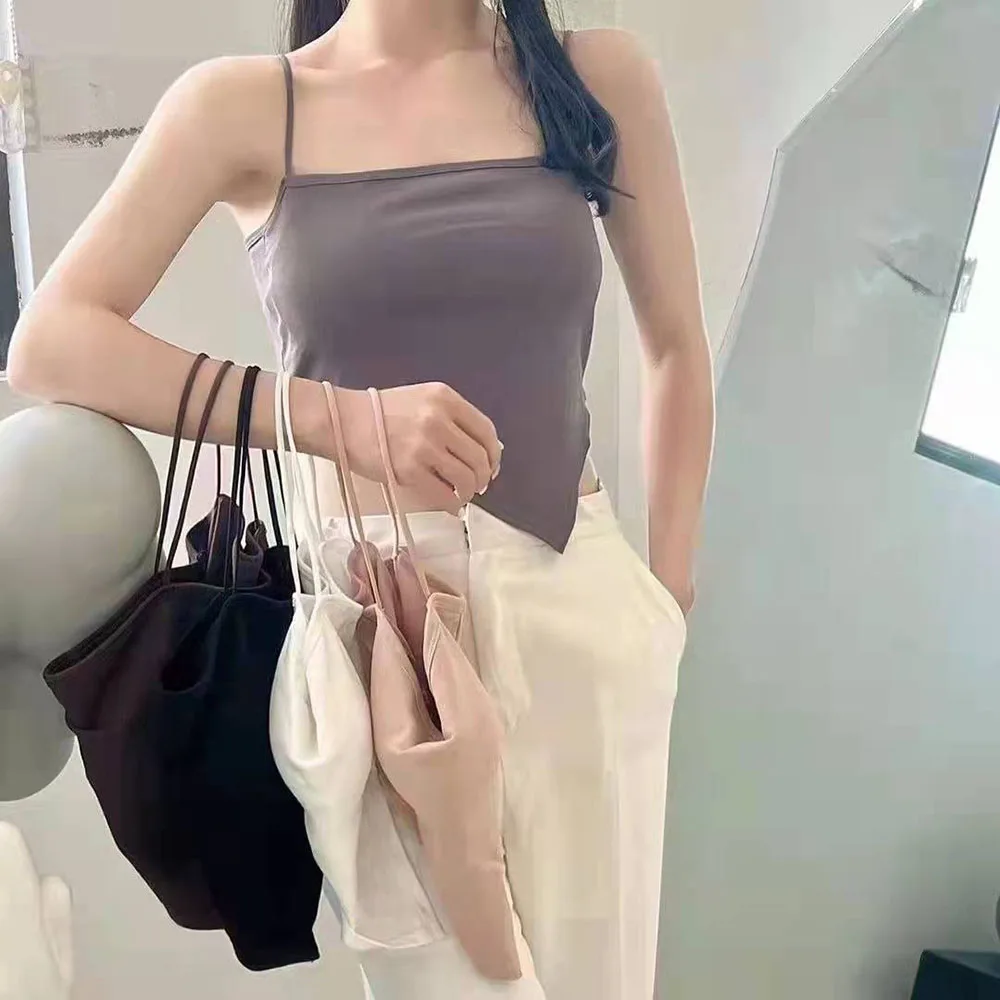 Майка женская укороченная с лямкой на шее, пикантный топ с открытой спиной, Модный повседневный топ без рукавов, черный, на лето
Майка женская укороченная с лямкой на шее, пикантный топ с открытой спиной, Модный повседневный топ без рукавов, черный, на лето