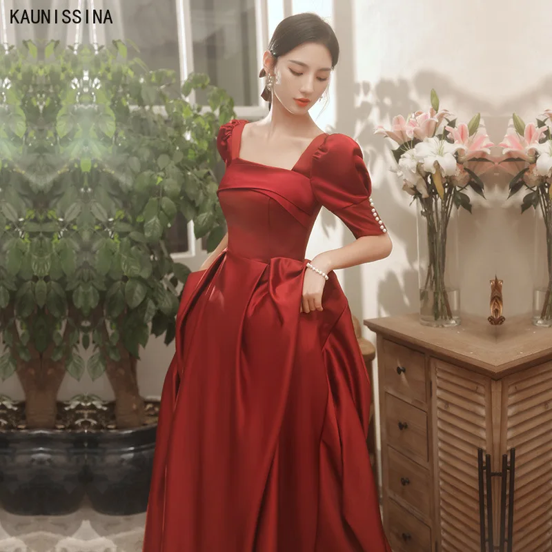 KAUNISSINA Long Evening Dresses Square Collar Pleats Elegant Satin Formal Party Dress Vintage Evening Gowns for Women
KAUNISSINA Long Evening Dresses Square Collar Pleats Elegant Satin Formal Party Dress Vintage Evening Gowns for Women