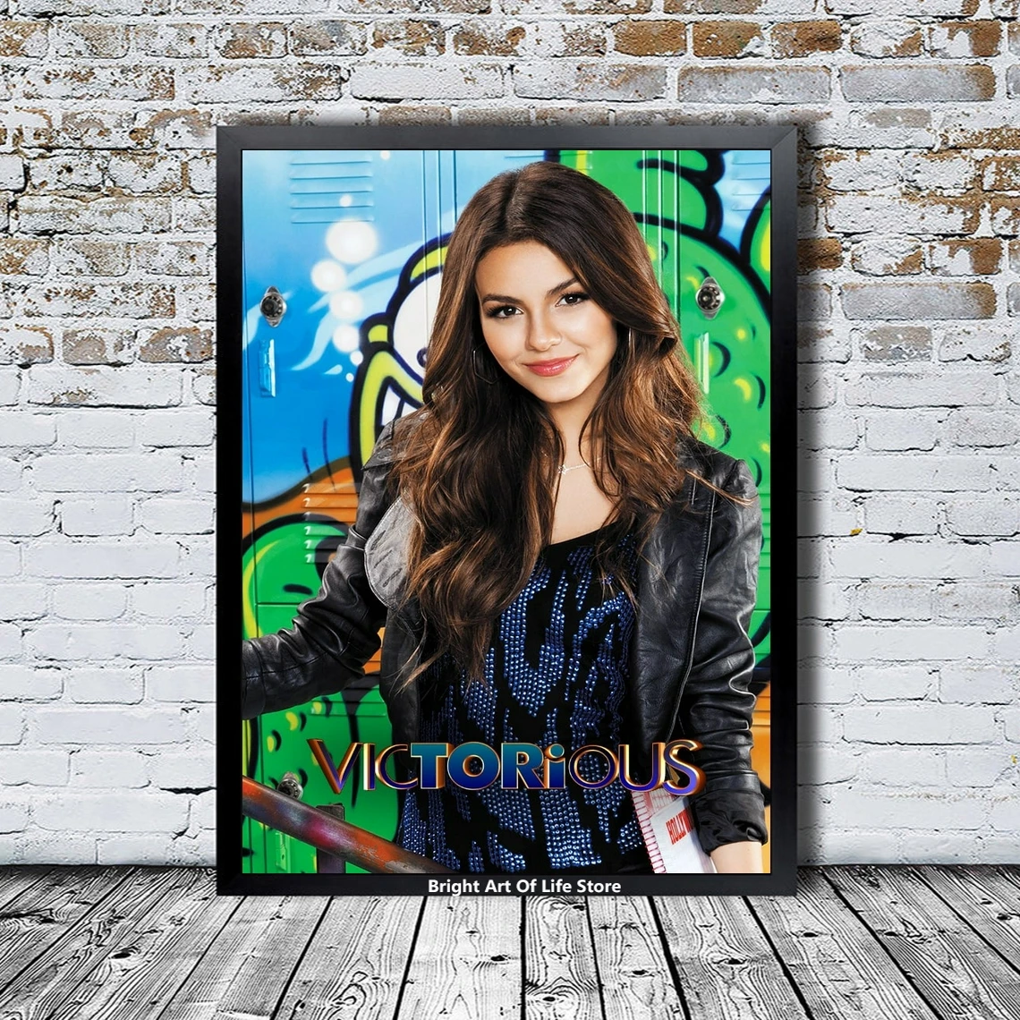 

Victorious TV Series Poster Canvas Print Star Actor Music Poster Photo Home Decor Wall Art (Unframed)