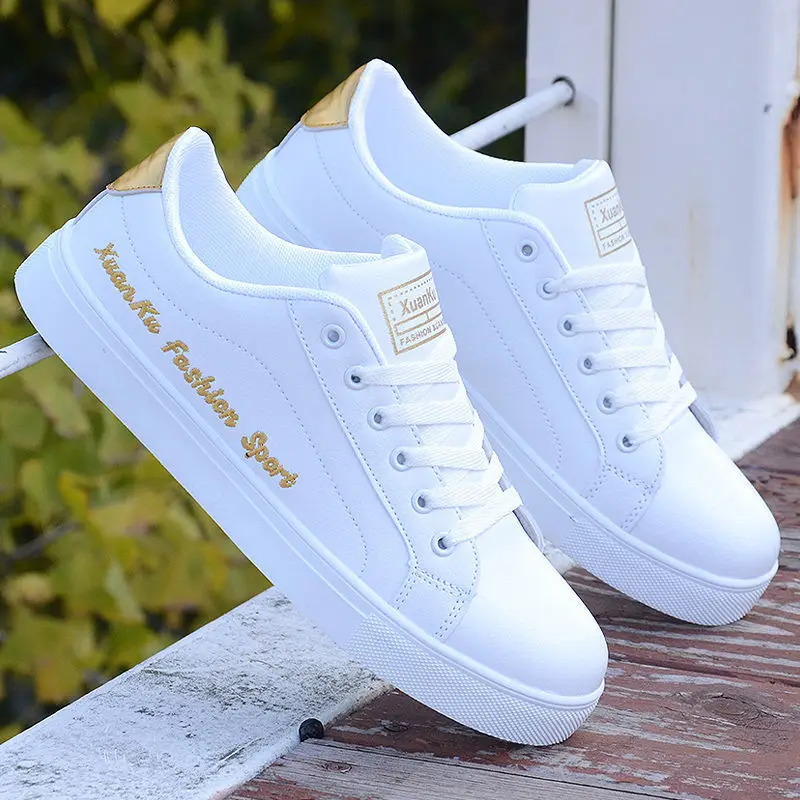 SOLI2 Light Sports Shoes Fashion Men's Board Shoes Spring/Autumn Men Casual Shoes Men Tennis Soft Flat Shoes S8545-S8553
SOLI2 Light Sports Shoes Fashion Men's Board Shoes Spring/Autumn Men Casual Shoes Men Tennis Soft Flat Shoes S8545-S8553