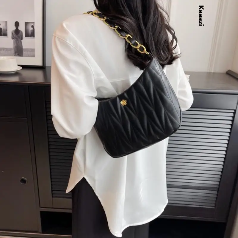 New Handbags For Women Shoulder Bags Fashion Metal Chain Crossbody Bags Luxury Designer Pu Leather Handbag 2023 Summer Simple
New Handbags For Women Shoulder Bags Fashion Metal Chain Crossbody Bags Luxury Designer Pu Leather Handbag 2023 Summer Simple