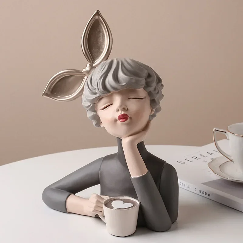 Nordic Butterfly Fairy Girl Figurines, Room Decor Accessories, Kawaii Dressing Table Crafts, Statue, Birthday Gift for Girl
Nordic Butterfly Fairy Girl Figurines, Room Decor Accessories, Kawaii Dressing Table Crafts, Statue, Birthday Gift for Girl