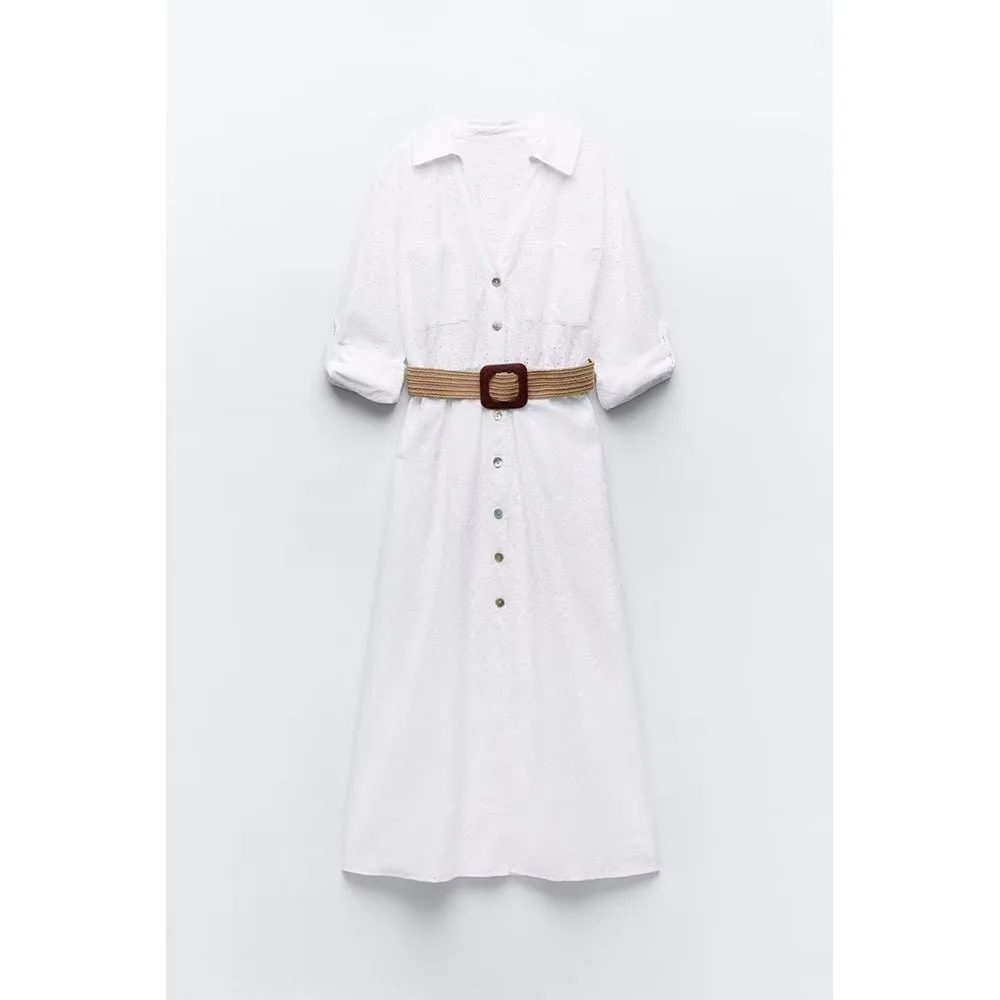 Early autumn new fashion women's retro temperament casual V-neck short-sleeved belt with hollow embroidery midi dress
Early autumn new fashion women's retro temperament casual V-neck short-sleeved belt with hollow embroidery midi dress