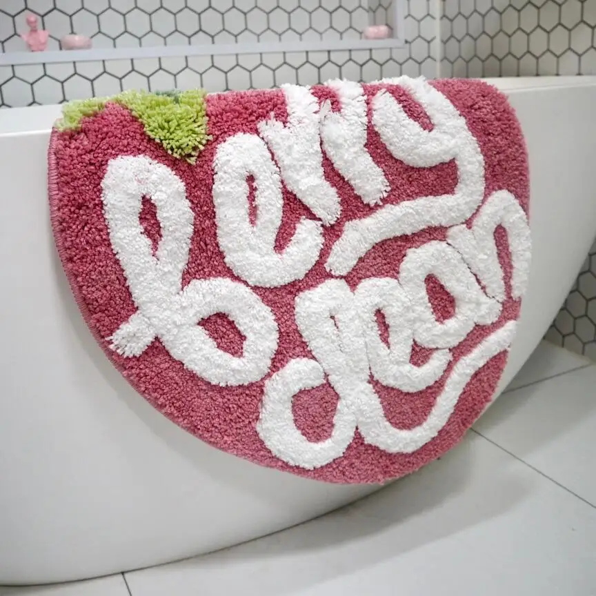 Tufting Strawberry Carpet Flocking Fruit Shape Anti-Slip Absorbent Bath Mat Bedroom Carpet Living Room Rug Entrance Doormat
Tufting Strawberry Carpet Flocking Fruit Shape Anti-Slip Absorbent Bath Mat Bedroom Carpet Living Room Rug Entrance Doormat