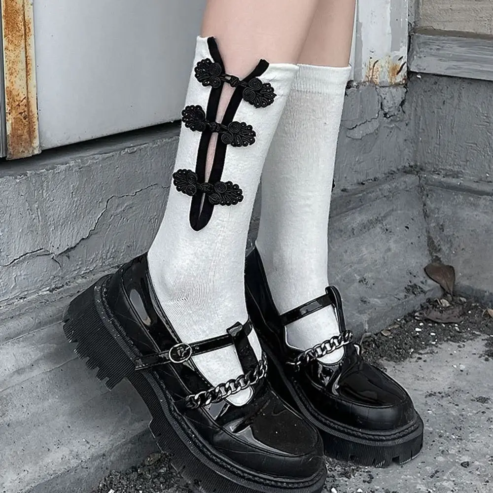 2022 Classical Chinese Style Cheongsam Buckle Design Ladies Socks Solid Color Simple Cotton Autumn Winter Socks
2022 Classical Chinese Style Cheongsam Buckle Design Ladies Socks Solid Color Simple Cotton Autumn Winter Socks