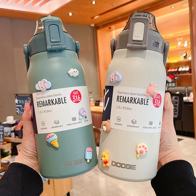 Портативная фляжка Thermoses, 1300 мл, с посудой для напитков, горячая бутылка, вакуумная 1700 мл стальная Термокружка для воды, фотоемкость
Портативная фляжка Thermoses, 1300 мл, с посудой для напитков, горячая бутылка, вакуумная 1700 мл стальная Термокружка для воды, фотоемкость