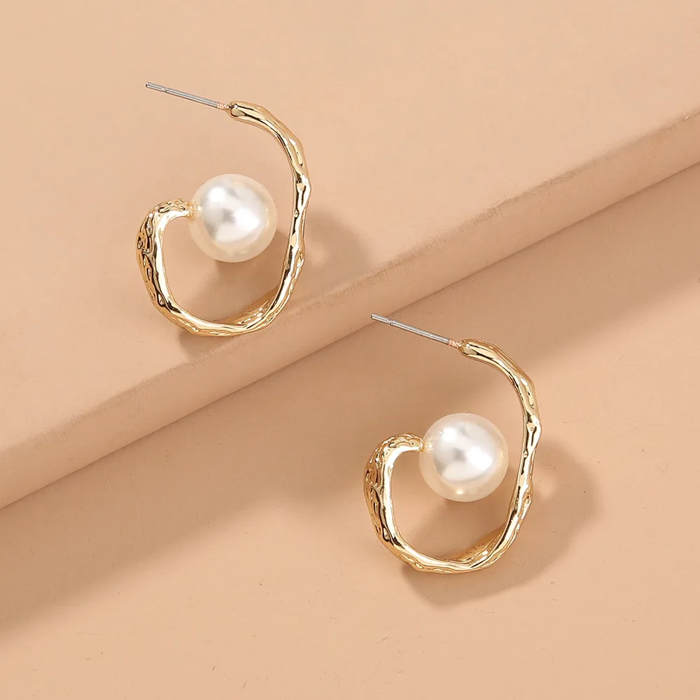Romantic Cute Pearl Stud Earring for Women Korean Fashion Jewelry Accessories Kolczyki Wholesale Valentine Day Pendientes Mujer
Romantic Cute Pearl Stud Earring for Women Korean Fashion Jewelry Accessories Kolczyki Wholesale Valentine Day Pendientes Mujer