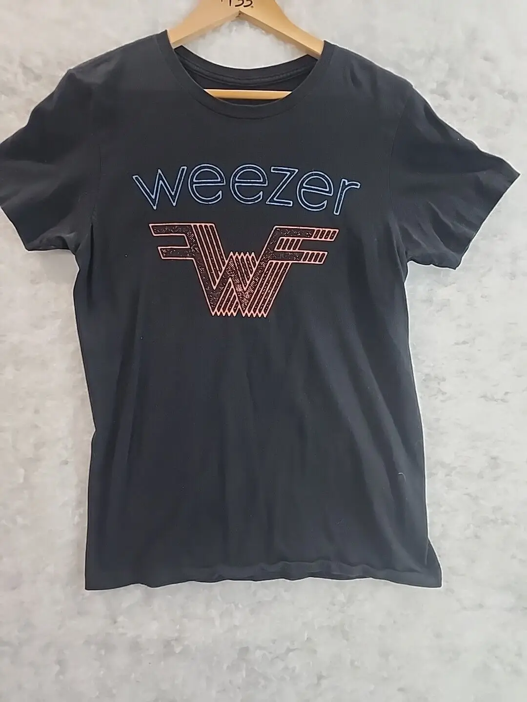 Рубашка Weezer большого размера/среднего размера. Очень хорошее состояние черный с