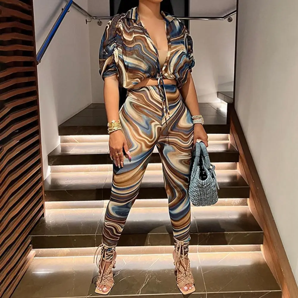 2 Pcs/Set Crop Top Trousers Suit Sexy Retro Colorful Summer Blouse Pants Suit Waist-exposed Thin Summer Blouse Pants Suit
2 Pcs/Set Crop Top Trousers Suit Sexy Retro Colorful Summer Blouse Pants Suit Waist-exposed Thin Summer Blouse Pants Suit