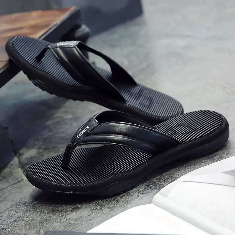 Men's Herringbone Slippers Are Fashionable And Comfortable and Versatile For External Wear Sandwich Sandals Korean Version Traf
Men's Herringbone Slippers Are Fashionable And Comfortable and Versatile For External Wear Sandwich Sandals Korean Version Traf