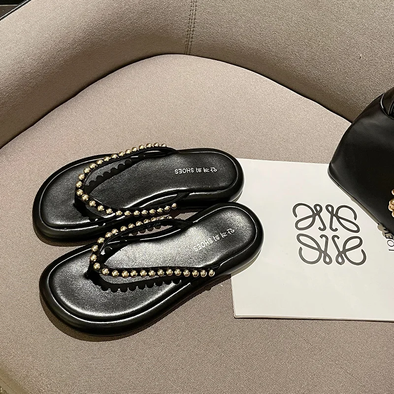 Women Chains Flip Flops Girls Pearl Shoes Designer Beading Slipper Luxury Lady Sandal
Women Chains Flip Flops Girls Pearl Shoes Designer Beading Slipper Luxury Lady Sandal