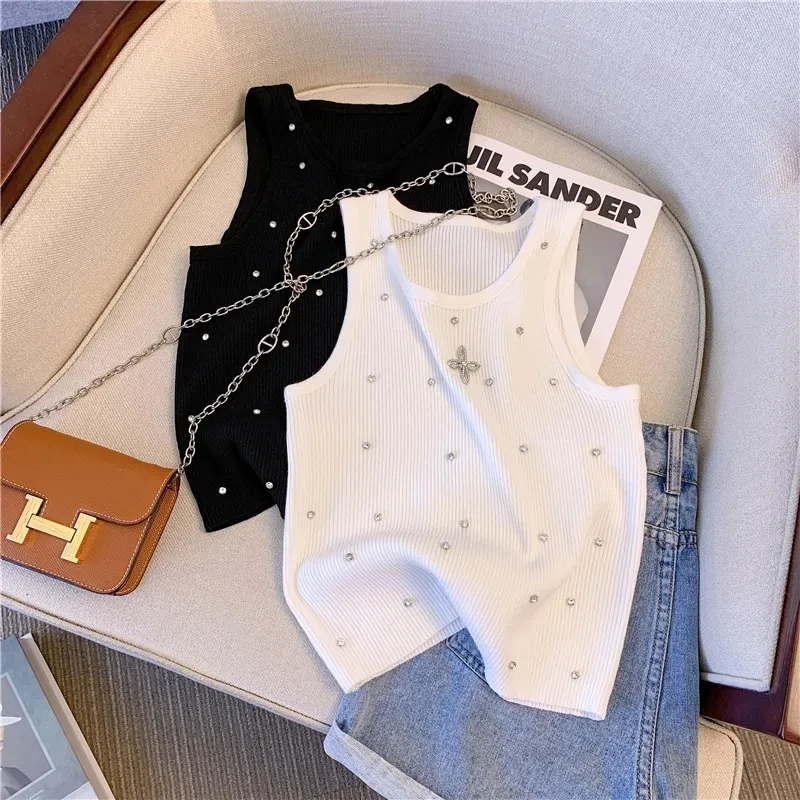 Embroidered Flares Tank Top Chic Diamonds O-Neck Design Slim Sleeveless Camisole Summer Women's Clothing Offer Free Shipping
Embroidered Flares Tank Top Chic Diamonds O-Neck Design Slim Sleeveless Camisole Summer Women's Clothing Offer Free Shipping