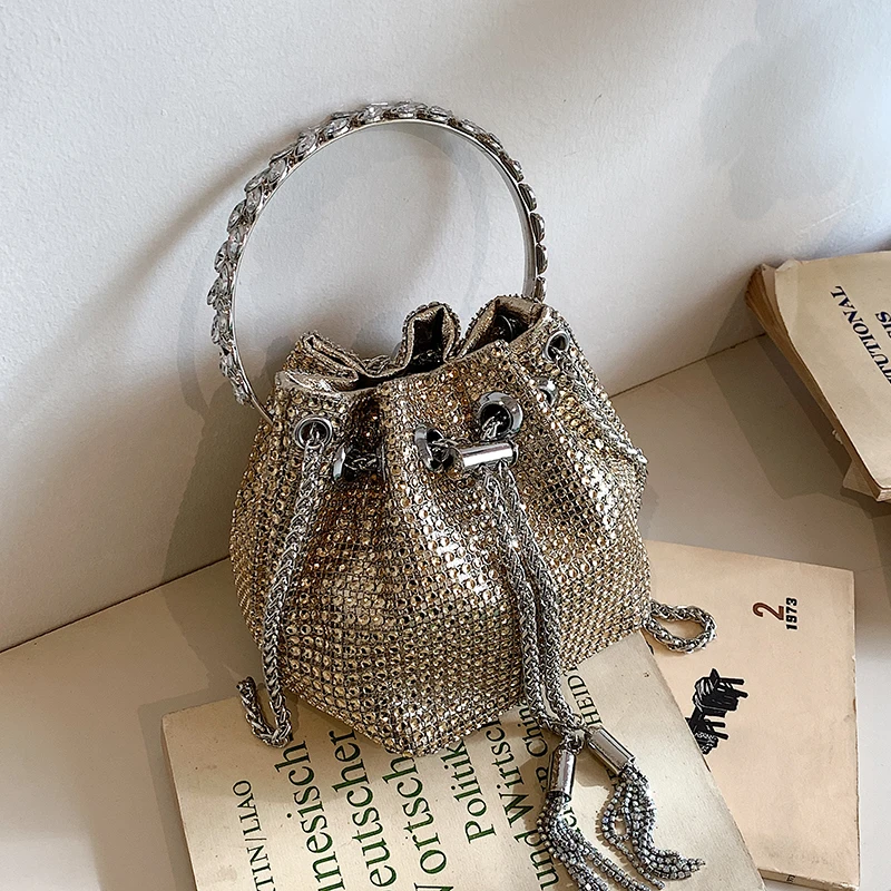 2023 Spring for Women Sac A Main Designer Handbags Vintage Diamonds Shoulder Crossbody Bags Ladies Totes Bucket Bag Bolso
2023 Spring for Women Sac A Main Designer Handbags Vintage Diamonds Shoulder Crossbody Bags Ladies Totes Bucket Bag Bolso
